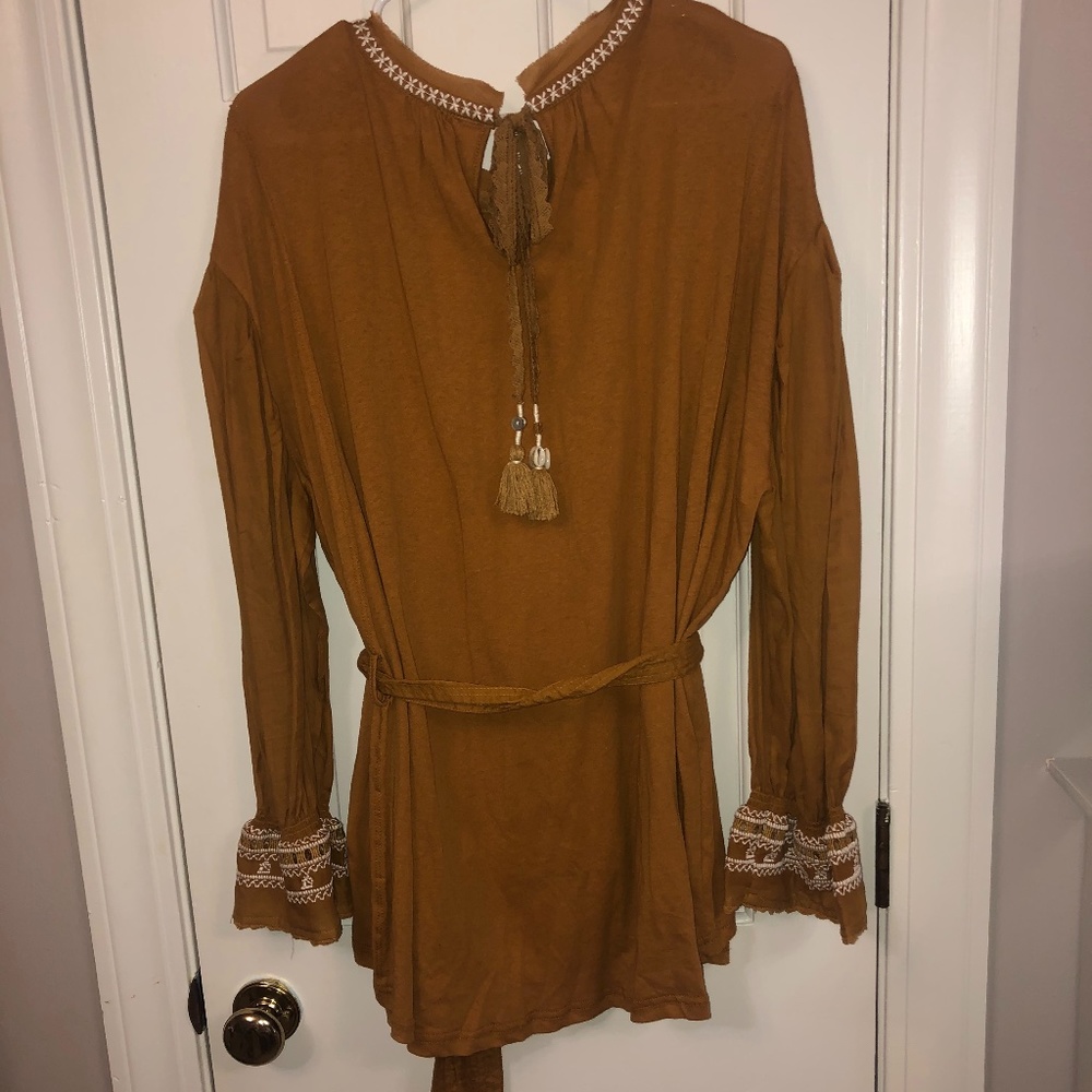 Oversized belted blouse w/ cinched sleeves - Picture 4 of 4